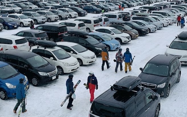 野沢温泉の駐車場で車中泊や混雑を避ける攻略法