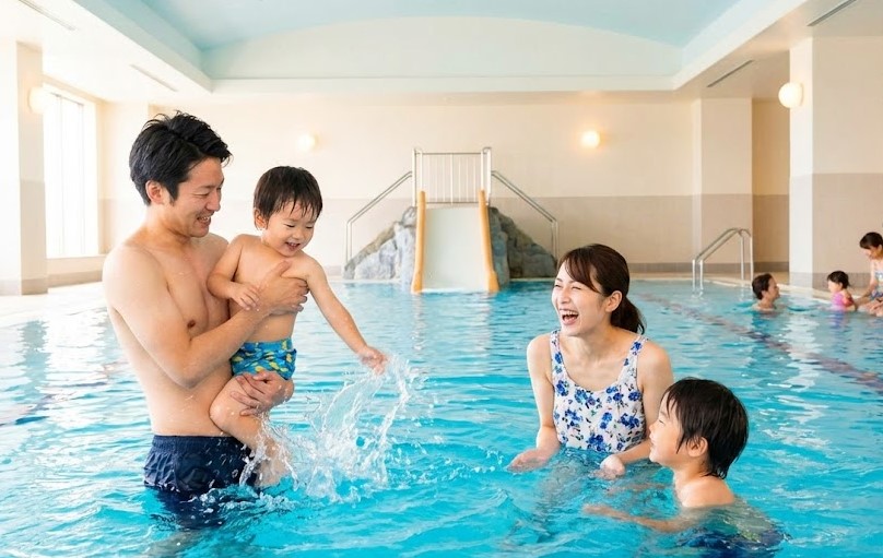 バイキングやプールが充実したおすすめの宿